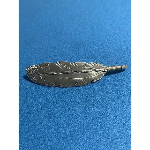 Antique Accessories Vintage Metal Feather Engraved Hair Clip Made
